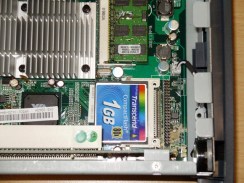 Eingebaute Compact Flash Karte